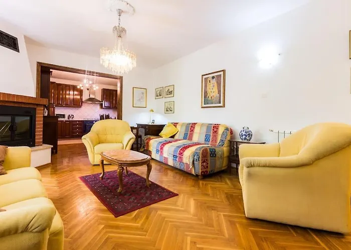 Beautiful 6bd House / Ideal For Larger Grups! Holiday home *