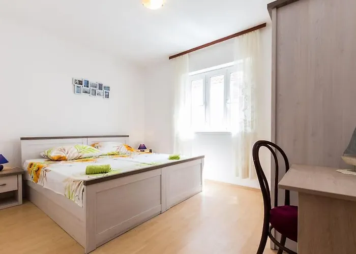 Beautiful 6bd House / Ideal For Larger Grups! Holiday home